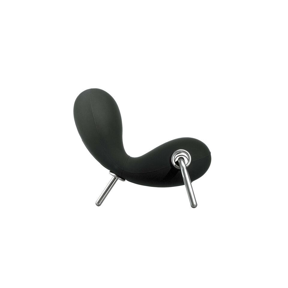 Fotoliul Embryo, design Marc Newson pentru Cappellini (1988)