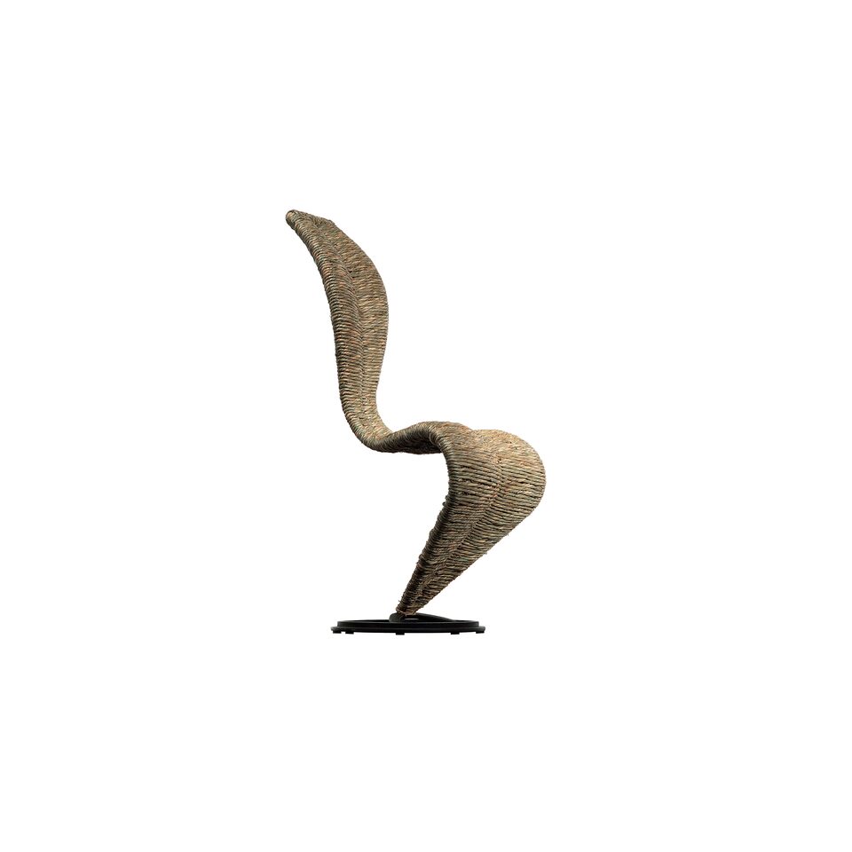 Scaunul S-Chair, design Tom Dixon pentru Cappellini (1991)