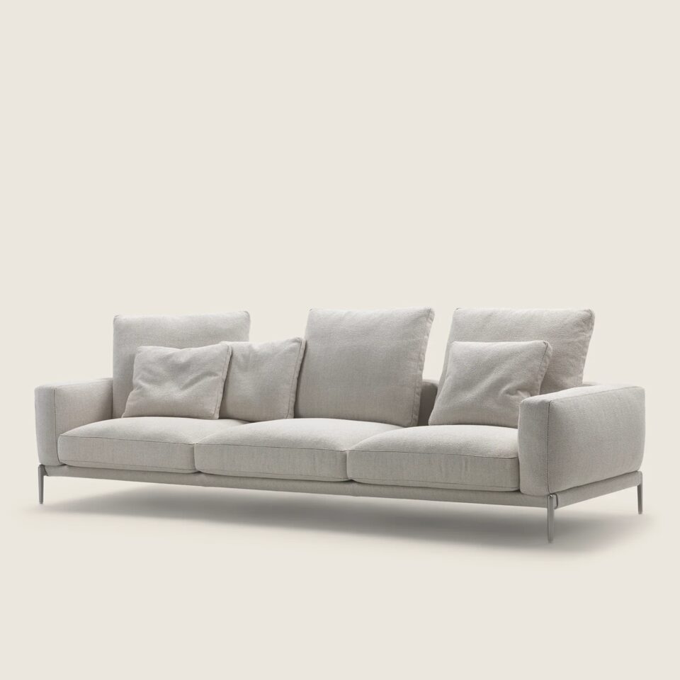 Canapea Romeo, design Antonio Citterio pentru Flexform (2019)