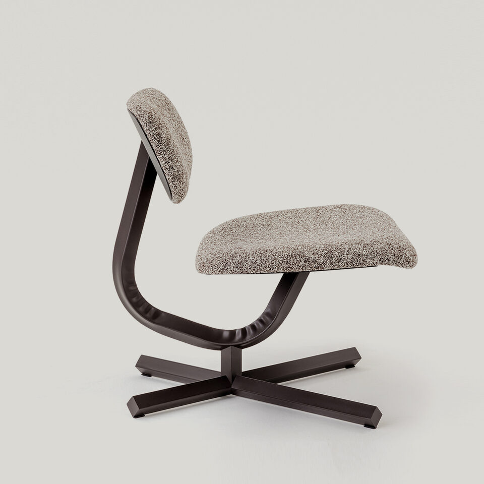 Fotoliul Typo Lounge Chair & Ottoman, design AMDL CIRCLE / Michele De Lucchi pentru MARA