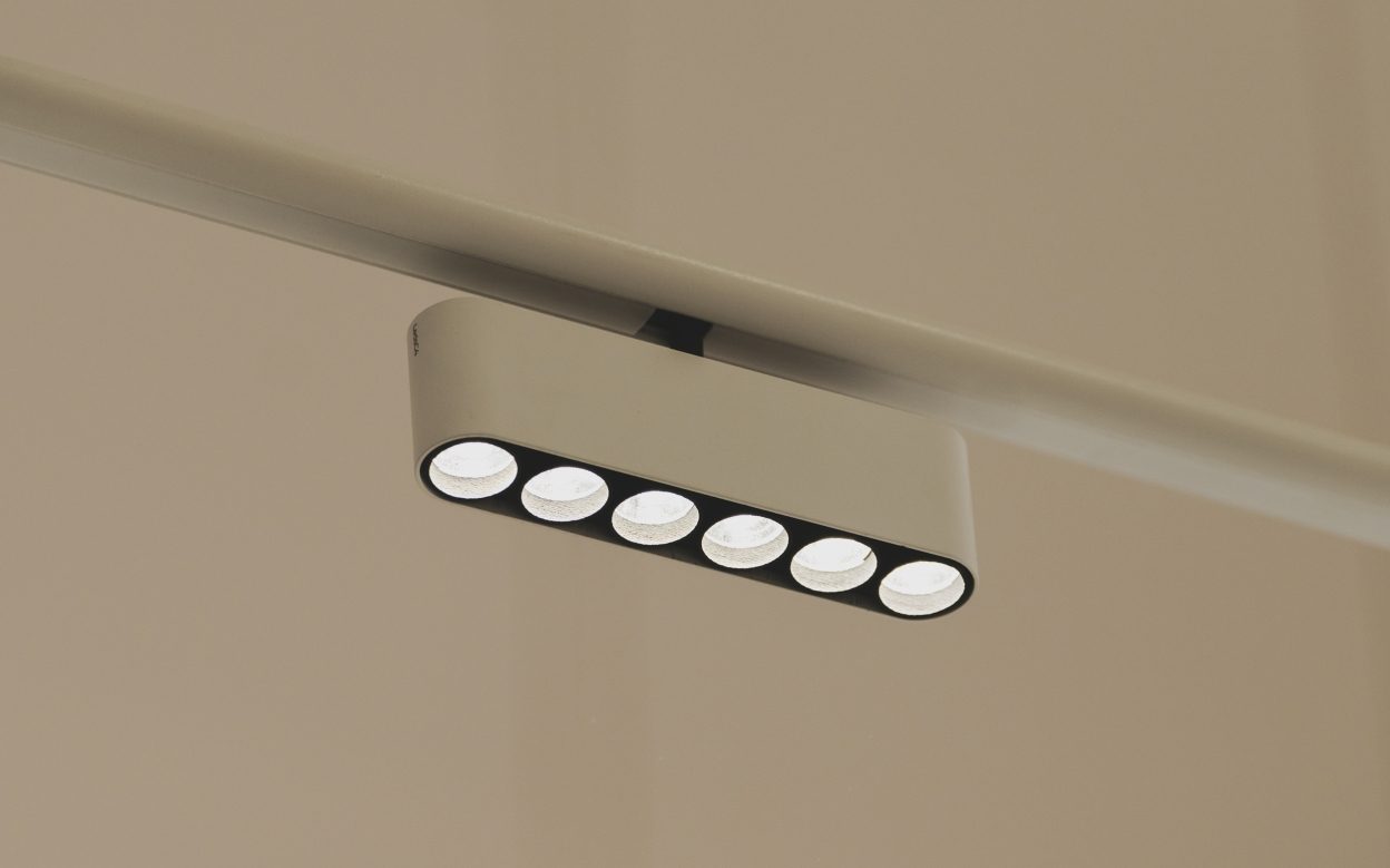 Leds-C4, corp de iluminat exterior rezistent